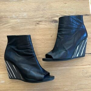 STUNNING All Saints shoe